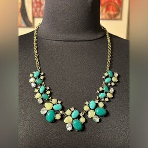 BEAUTIFUL 🤩 GORGEOUS WOMEN’S NECKLACE IN EXCELLENT CONDITION
